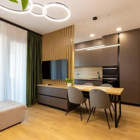 Elegant 2 Bedroom Retreat Bucarest Esterno foto