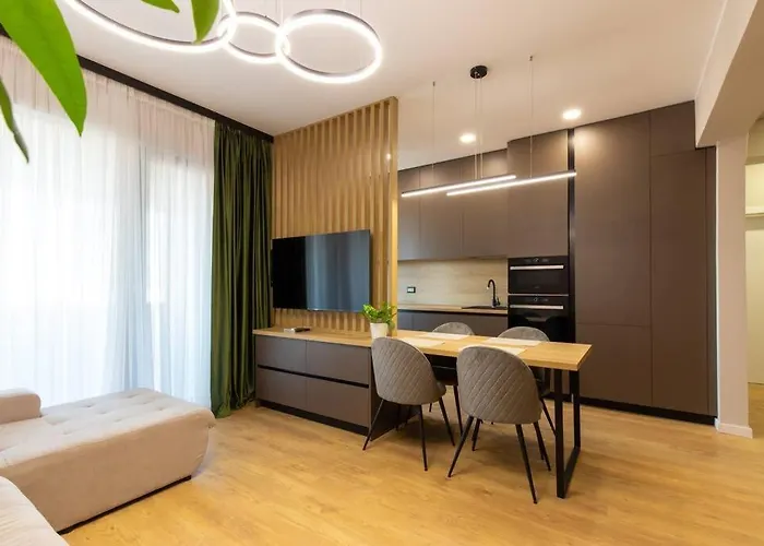 Elegant 2 Bedroom Retreat