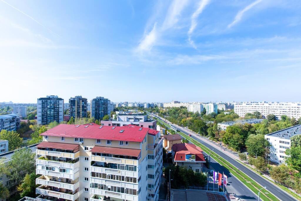 Elegant 2 Bedroom Retreat * Bucarest